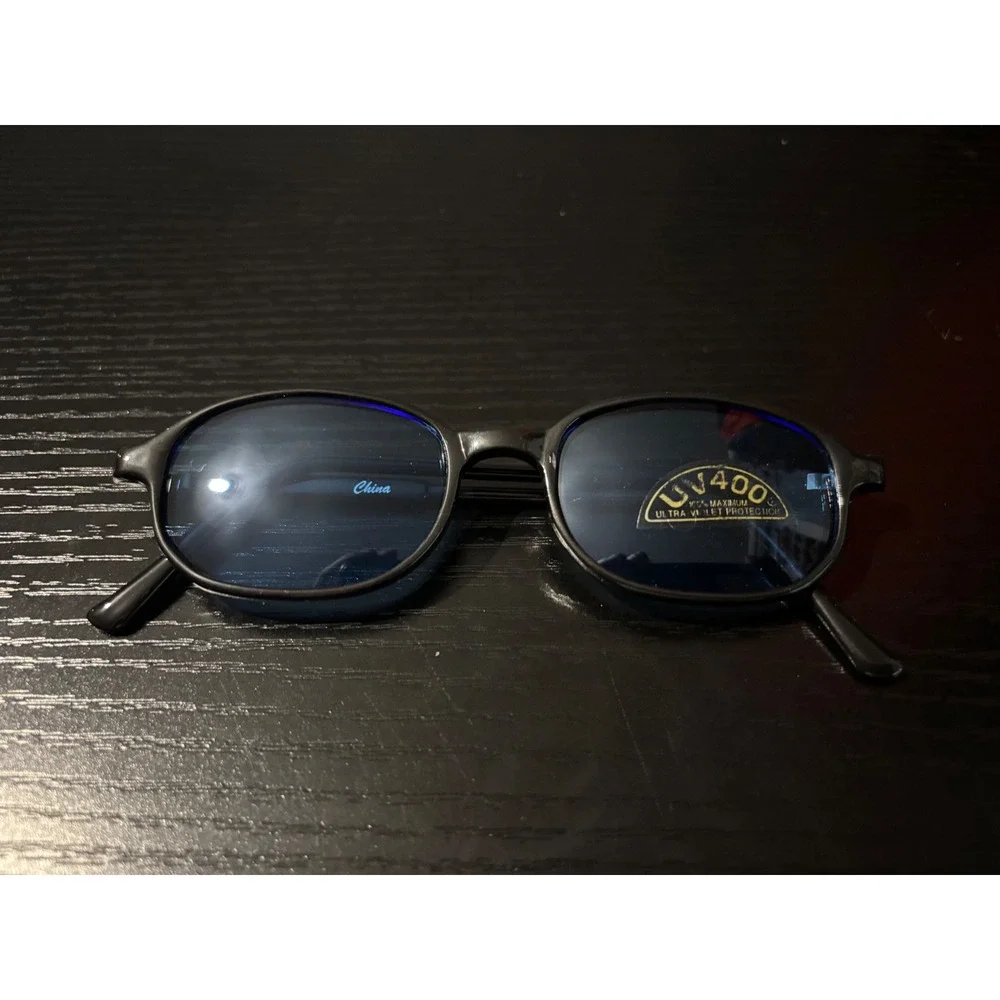 Vintage 90s Style Oval Sunglasses Black Frame Blue Tint Lens UV400 Protection